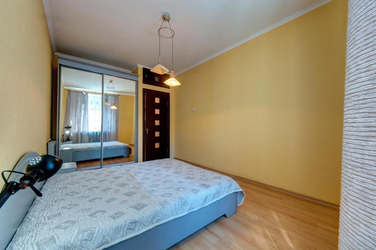 Apartments With Three Rooms On Shevchenko Blvd Kyiv Exterior foto